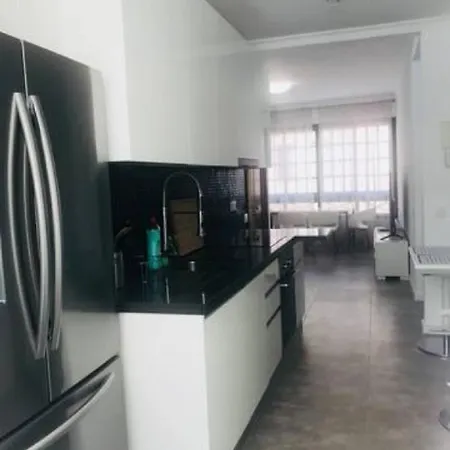 Modern Renovated 2 Bdrm - Canteras *