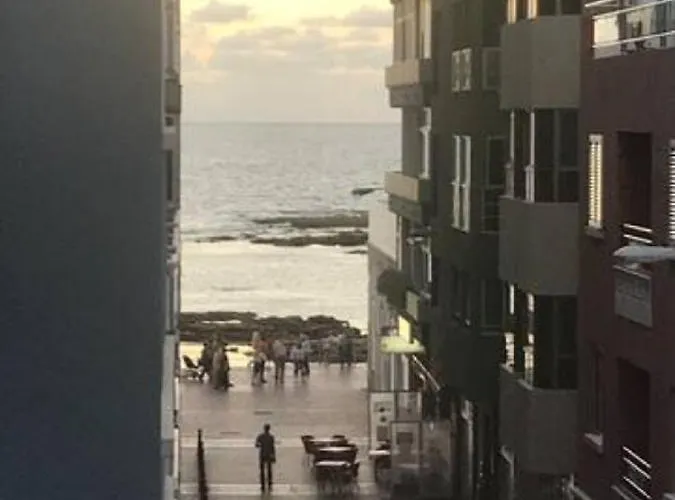 Apartament Modern Renovated 2 Bdrm - Canteras *